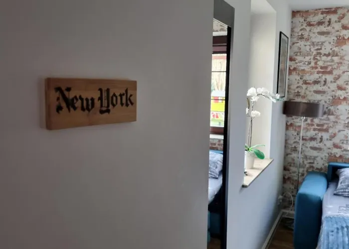 World In * غدينيا