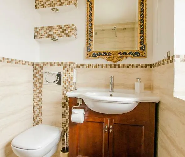 World In * غدينيا